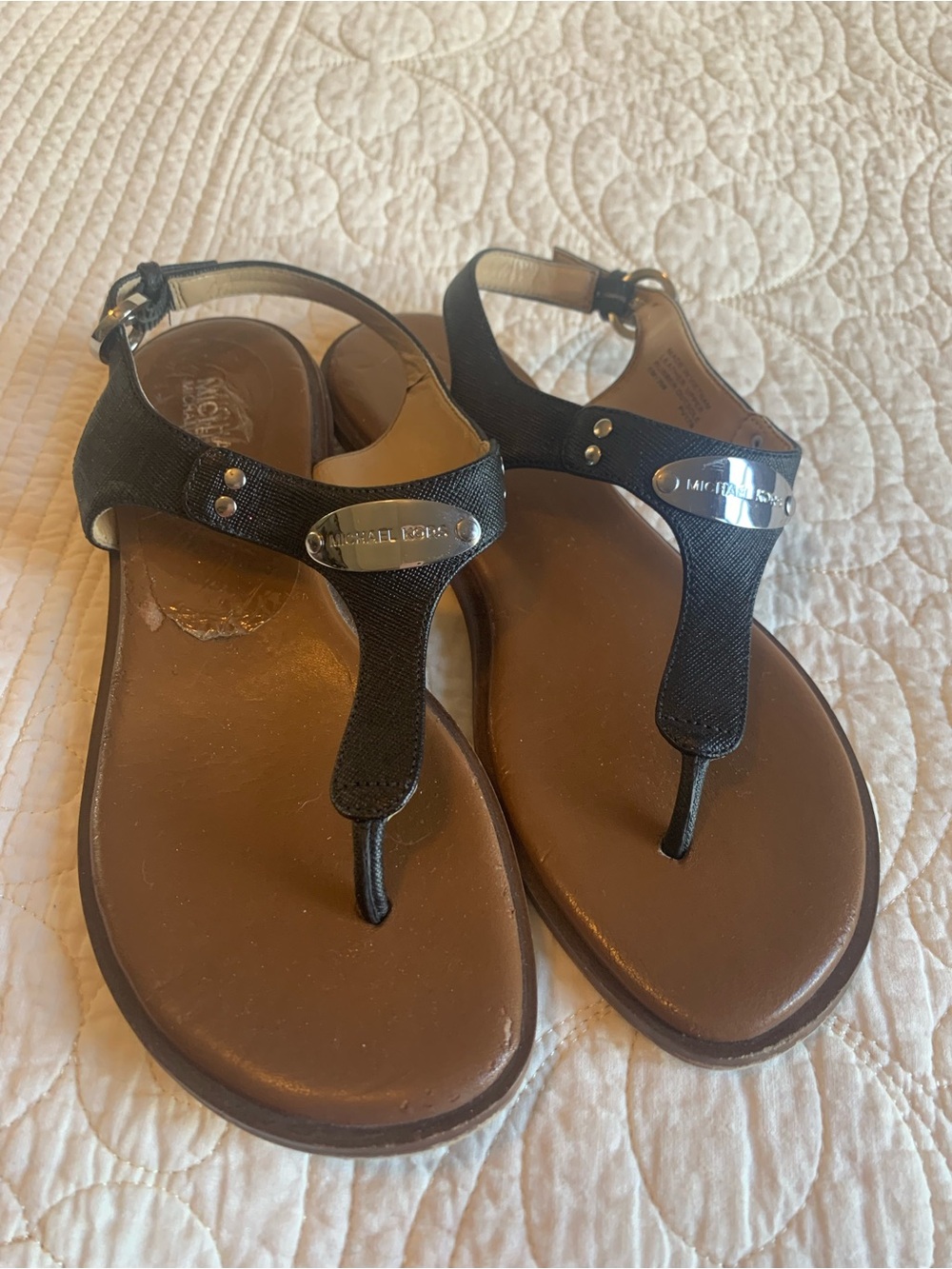 MICHAEL Michael Kors MK Plate Thong Sandals